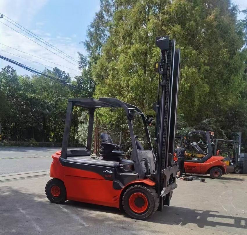 林德电动叉车