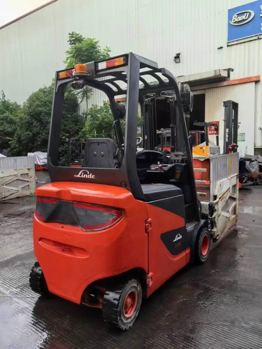 林德电动叉车